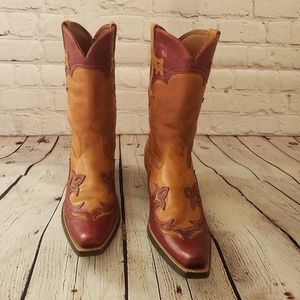 Ariat